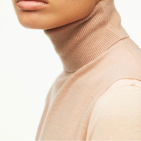 ZARA WOOL VEST LIMITED EDITION - Picture 3 of 5